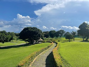 Hallow Ridge Filipinas Golf Inc.